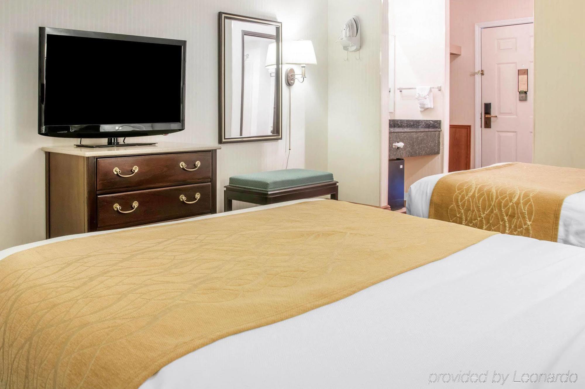Comfort Inn Lakeside Mackinaw City Eksteriør bilde